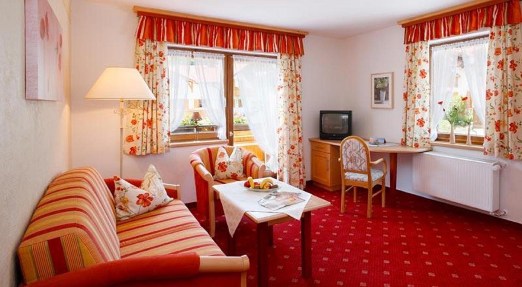 Pension Alpenblick Hotel Pfronten Ngoại thất bức ảnh